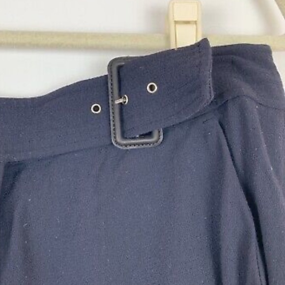 EUC A.L.C Navy Emily Gaucho Belted pants. Zipper fly. Size 4. - Picture 7 of 16